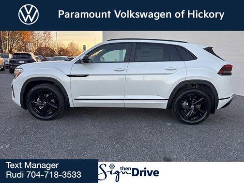 2026 Volkswagen Atlas Cross Sport 2.0T SEL R-Line Black