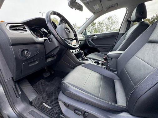 2019 Volkswagen Tiguan 2.0T SE