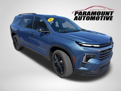Lakeshore Blue 2025 Chevrolet Traverse LT