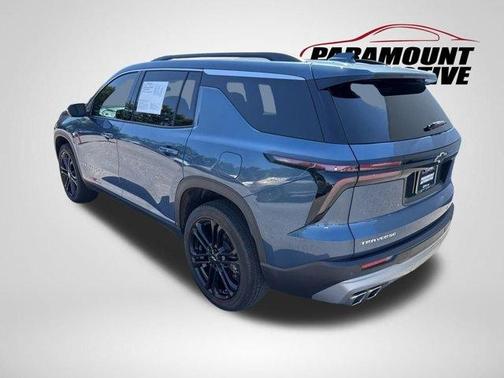 Lakeshore Blue 2025 Chevrolet Traverse LT