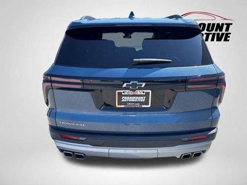 Lakeshore Blue 2025 Chevrolet Traverse LT