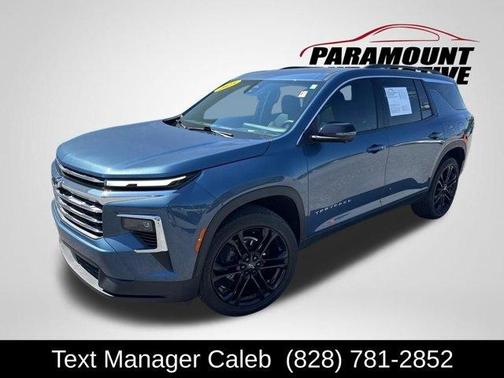 Lakeshore Blue 2025 Chevrolet Traverse LT