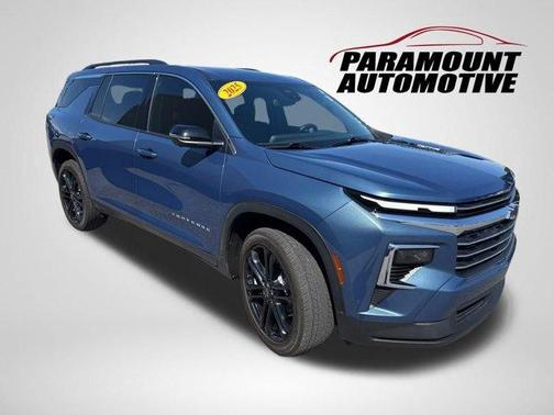 Lakeshore Blue 2025 Chevrolet Traverse LT