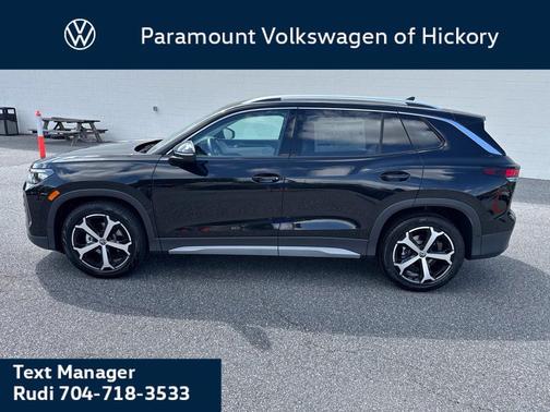 Black 2026 Volkswagen Tiguan 2.0T SE