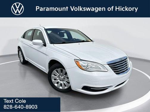 2014 Chrysler 200 LX
