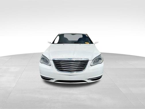 2014 Chrysler 200 LX