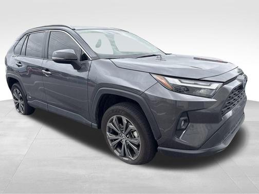 2024 Toyota RAV4 Hybrid XLE Premium