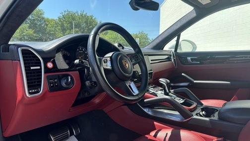2020 Porsche Cayenne Turbo