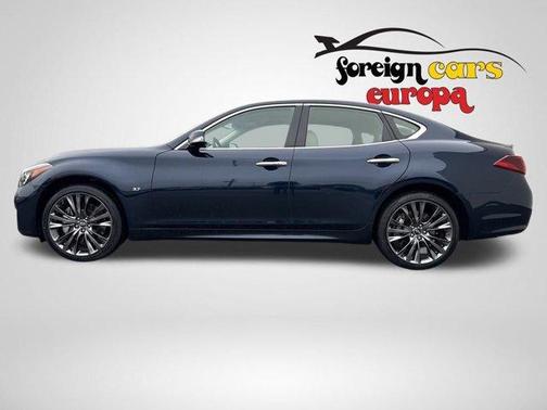 2017 INFINITI Q70 3.7X