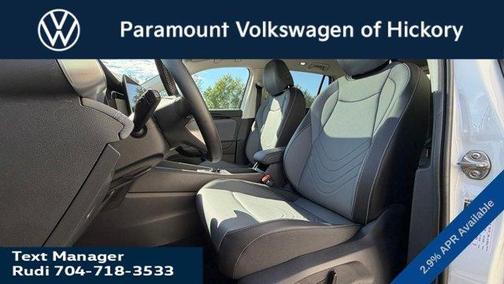 2025 Volkswagen Tiguan 2.0T SE