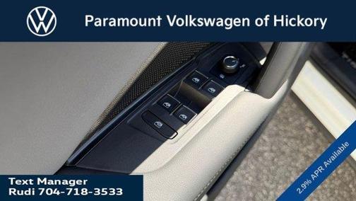 2025 Volkswagen Tiguan 2.0T SE