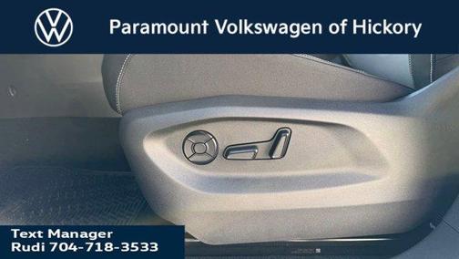 2025 Volkswagen Tiguan 2.0T SE