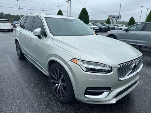 Birch 2022 Volvo XC90 T6 Inscription 7 Passenger