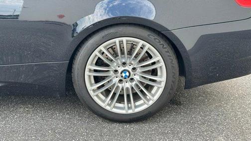 2011 BMW M3 Base (M6)