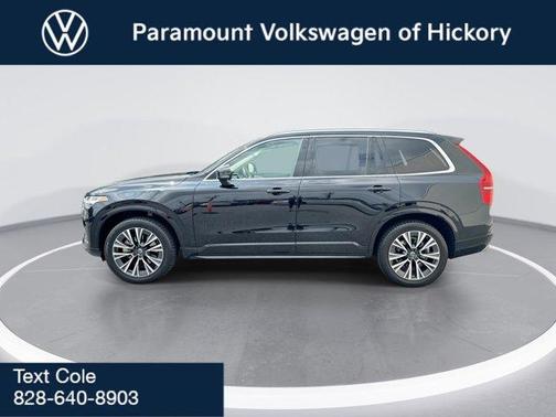 2021 Volvo XC90 T5 Momentum 7 Passenger