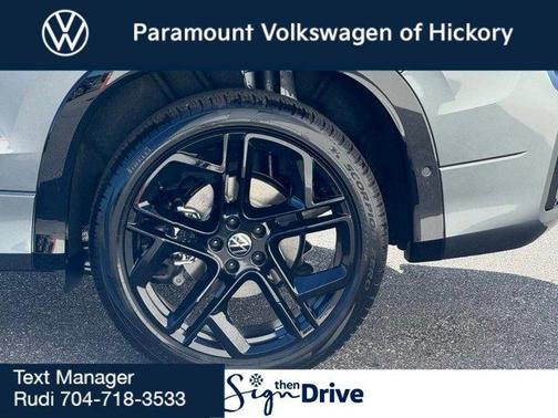 2026 Volkswagen Tiguan 2.0T SE R-Line Black