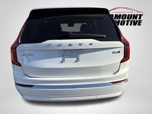 2025 Volvo XC90 B6 Plus 7-Seater