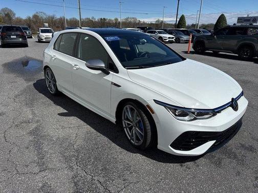 2024 Volkswagen Golf R 2.0T