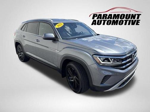 Platinum Gray Metallic 2022 Volkswagen Atlas Cross Sport 3.6L V6 SE w/Technology