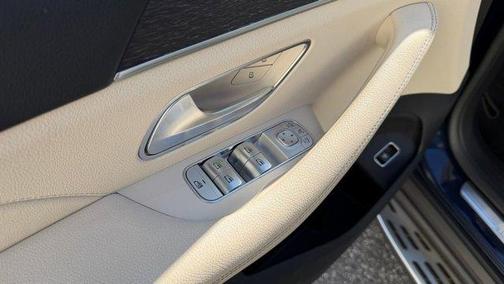 2022 Mercedes-Benz GLE 350 Base 4MATIC