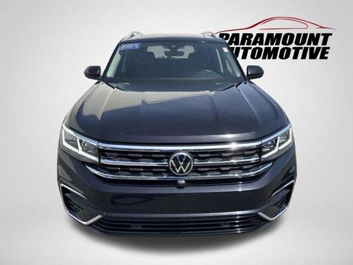 Deep Black Pearl Effect 2022 Volkswagen Atlas 3.6L SEL Premium R-Line