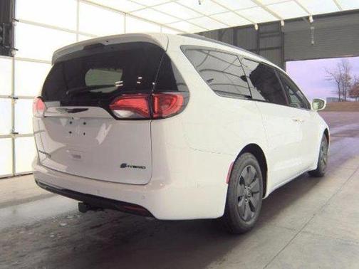 2020 Chrysler Pacifica Hybrid Limited