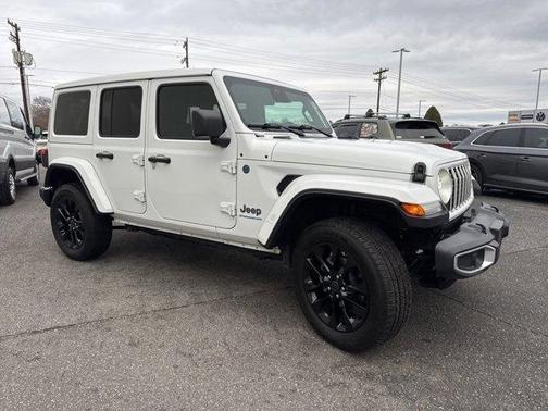 2025 Jeep Wrangler 4xe Sahara