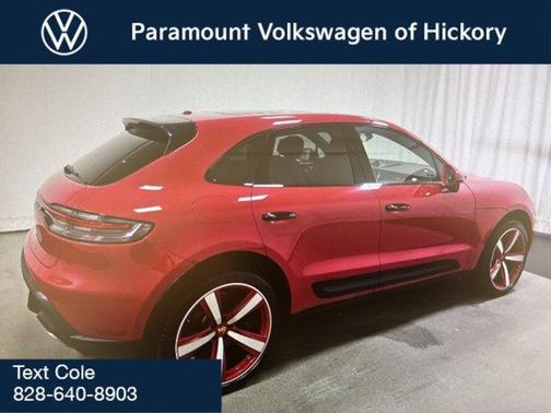2023 Porsche Macan T
