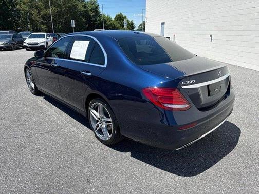 02890 2019 Mercedes-Benz E-Class E 300