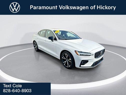 2025 Volvo S60 B5 Core