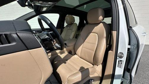 2021 Porsche Cayenne Base