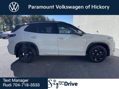 2026 Volkswagen Tiguan 2.0T SE R-Line Black