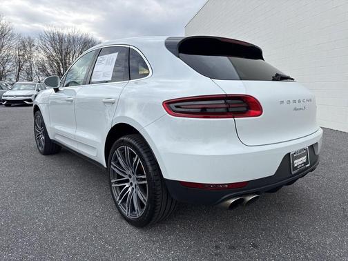 2015 Porsche Macan S