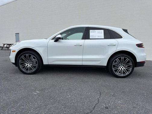 2015 Porsche Macan S