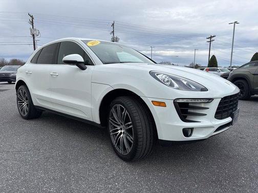 2015 Porsche Macan S