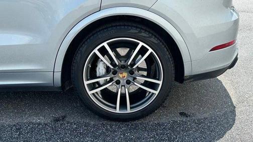 2020 Porsche Cayenne Turbo