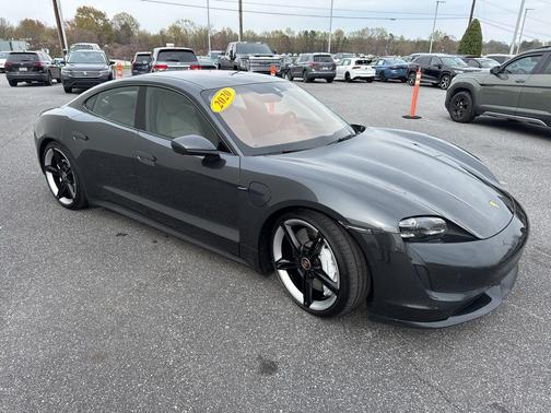 2020 Porsche Taycan Turbo