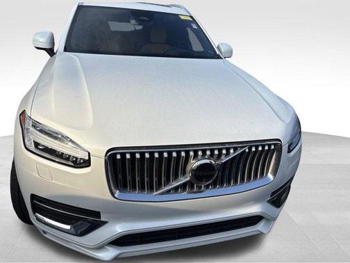 2024 Volvo XC90 B6 Ultimate Bright Theme 7-Seater