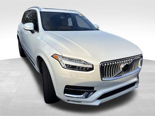 2024 Volvo XC90 B6 Ultimate Bright Theme 7-Seater