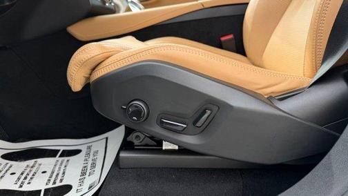 2024 Volvo XC90 B6 Ultimate Bright Theme 7-Seater