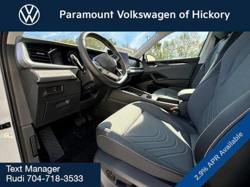 2025 Volkswagen Tiguan 2.0T SE