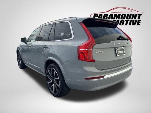 2024 Volvo XC90 B5 Plus Bright Theme