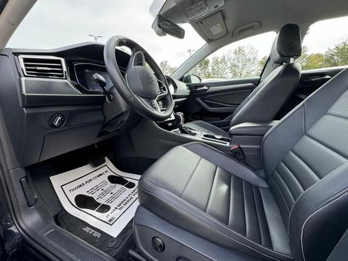 2022 Volkswagen Jetta 1.5T SE
