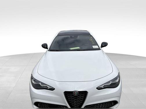2024 Alfa Romeo Giulia Veloce