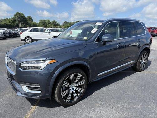 2022 Volvo XC90 T6 Inscription 7 Passenger