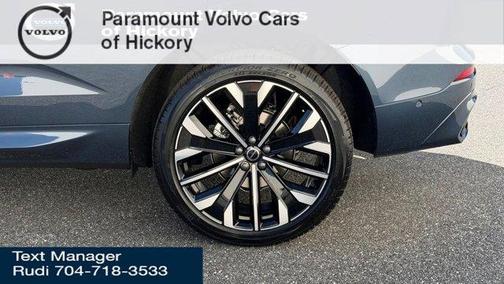 2026 Volvo XC60 B5 Ultra
