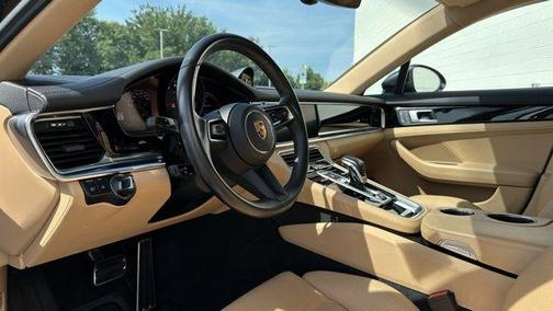 2022 Porsche Panamera 4S
