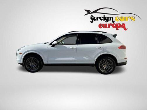 2017 Porsche Cayenne Platinum Edition