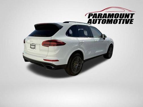 2017 Porsche Cayenne Platinum Edition