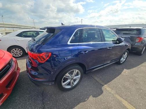 2023 Audi Q3 45 S line Premium